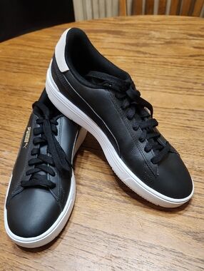 Puma Black Sneakers Size 7